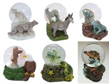 1 Glitzerkugel Schneeleopard