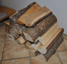 19,5 kg trockenes Brennholz *