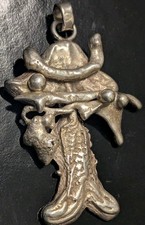 Skurriler massiver schwerer 18