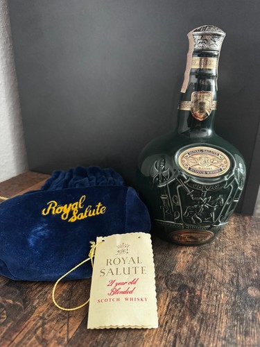 Royal salute blend whisky - royal,