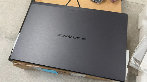 Eluktronics w650rz1 - eluktronics, 15.6"