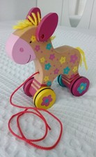 GOKI Nachziehtier Pferd "CLAHRA"