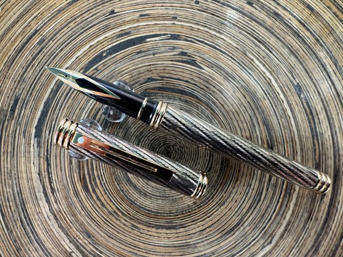 Sheaffer targa 1090 - targa, fred