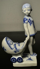 Porzellan, Royal Copenhagen, Kind mit Kinderwagen, Hanne Varming, Musselmalet