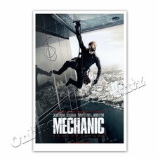 Jason Statham  in MECHANIC -