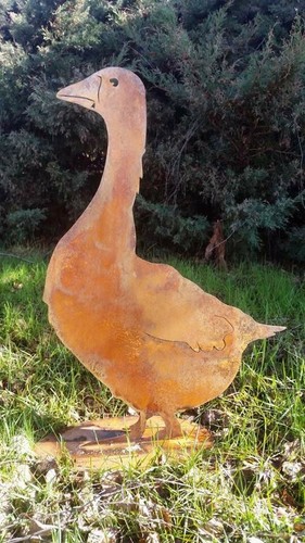 Edelrost gartenfigur gans - gartenfigur,
