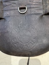 Butt Stud Sattelgurt 