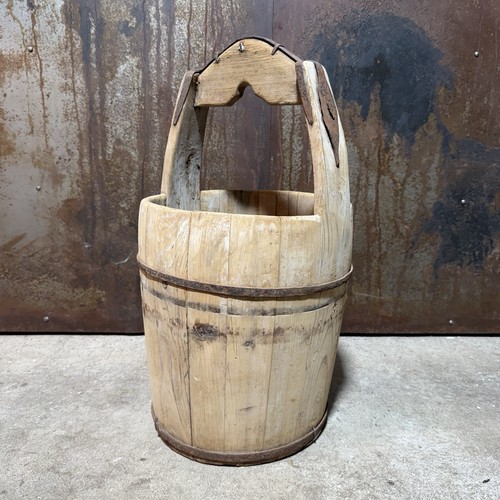 Alter brunneneimer holz eimer - alter,