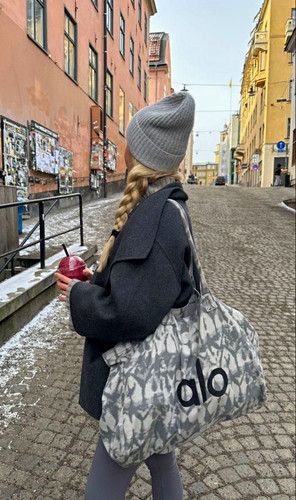 Alo yoga tie dye - yoga,