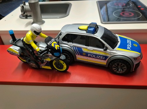 Polizei auto - +,