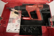Hilti DX A40 Bolzensetzgerät