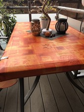 Stabiler Gartentisch 