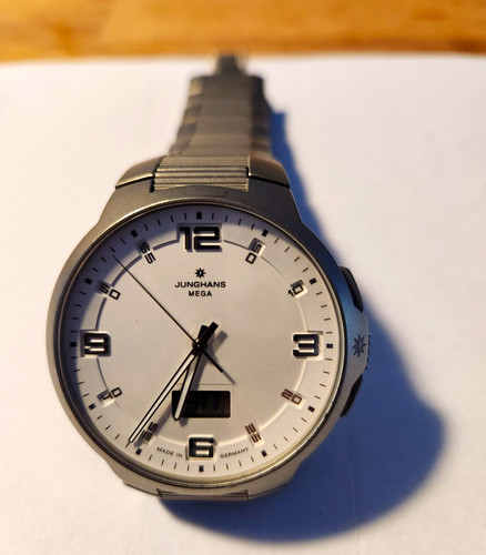 Junghans mega funkuhr titan - mega,
