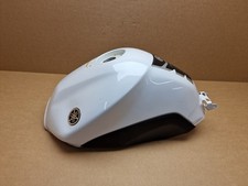 Yamaha XJ6F Diversion Benzin Kraftstofftank *beschädigt* innen sauber 2010 - 2015