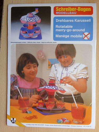 Drehbares karussell - drehbares,