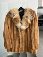 Wertvolle Pelzjacke aus