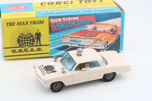 Corgi toys oldsmobile super - , *