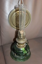 Petroleumlampe Standlampe/Wandlampe, grüner Glastank,Flachbrenner mit Glaskolben
