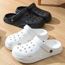 Klassische Sandale Crocs-Stil