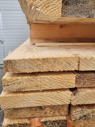 Holzbrett - €/m),