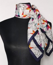 GR Seidentuch. Gebraucht in