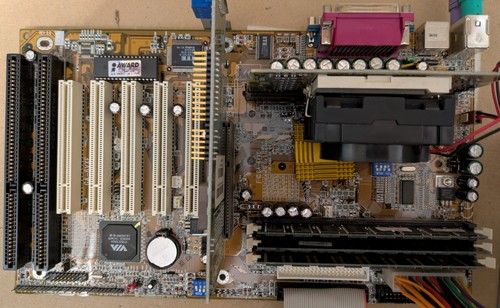 Mainboard gigabyte 6vxe mit - mainboard,