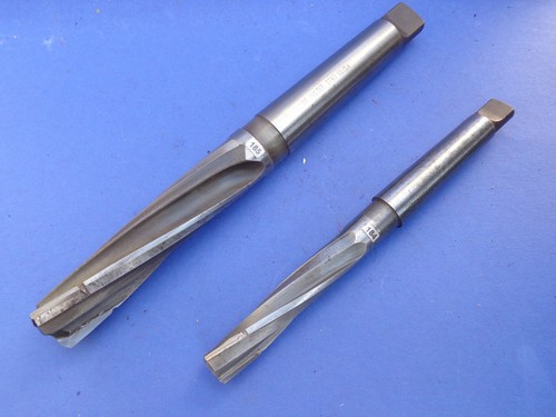 Bohrer aufbohrer dreischneider - bohrer,