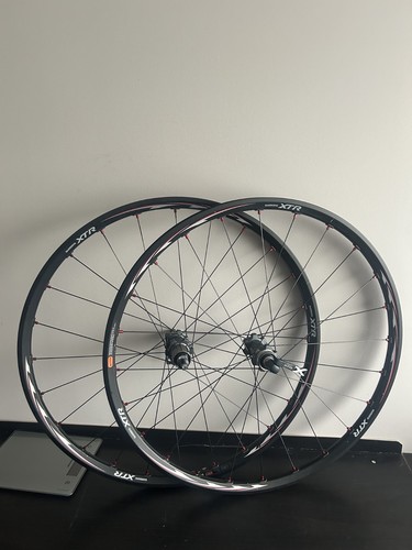 Vintage xtr m975 wheel set - vintage,