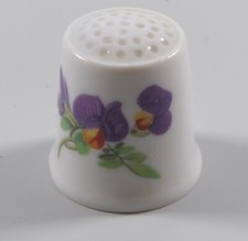 Porzellan Fingerhut Blumen um