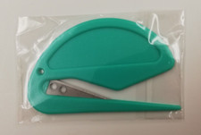 Brieföffner mit Metallklinge