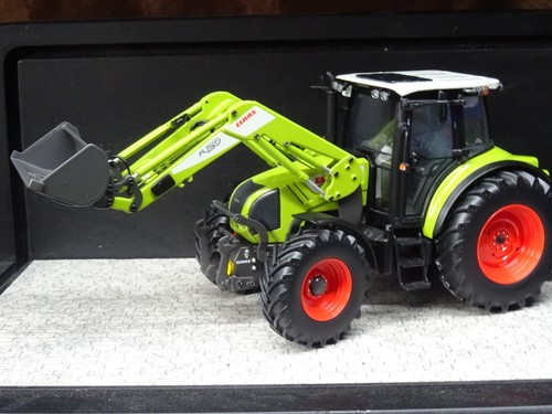 Universal hobbies claas arion - hobbies,