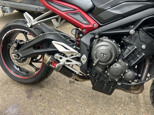 Triumph street triple - triumph,