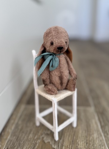 Artist teddy bunny - artist,