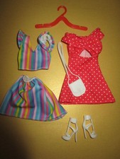 349) ZWEI SOMMERKLEIDER+HOHE