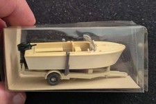 Wiking: Motorboot auf