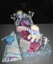 1 Monster High Puppe ABBEY