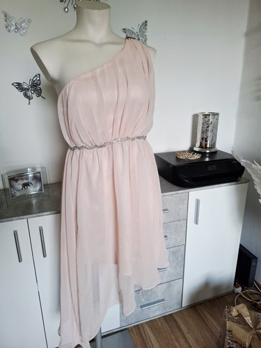 Asymmetrisches abendkleid mit - asymmetrisches,