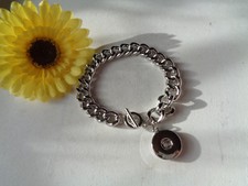 Armband mit Chunks Druckknopfanhänger silber Knebelverschluß