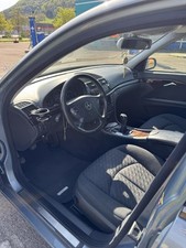 Verkaufe einen Mercedes Benz E200 Kompressor.  Neu TÜV.