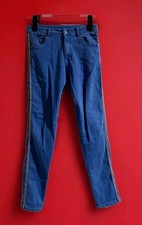 Royalblaue Skinnyjeans, Größe M, mit silbernen Seitenstreifen
