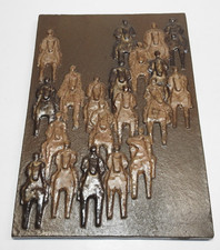 Vintage Karlsruher Majolika, Wandrelief Pferde Reiter