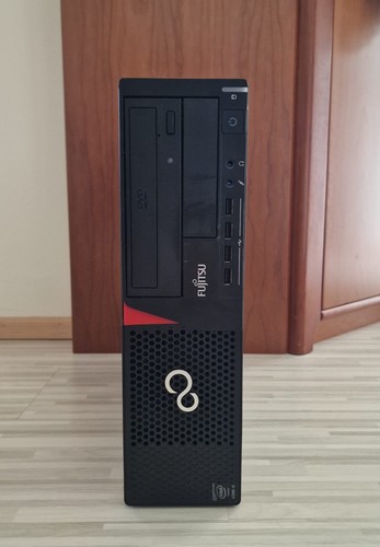 Fujitsu esprimo e720 - pc,