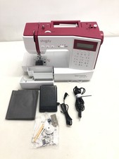 Bernette Sew&Go 8, 197 Stich-