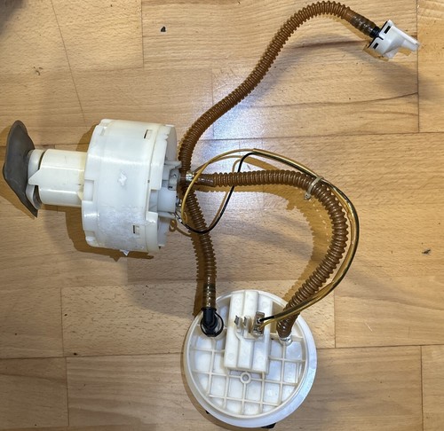 Audi kraftstoffpumpe - b5,