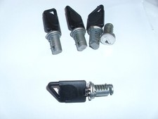 Aprilia Seitenkoffer Schlösser Koffer Pegaso Caponord Scarabeo 125 side Box Lock