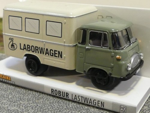 Brekina robur lo 2500 - 1/87,
