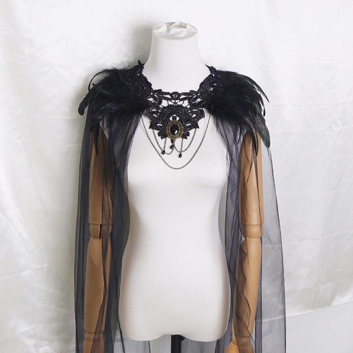 Schwarzer halloween umhang mit - halloween-umhang,