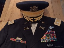 Uniform Schirmmütze Offizier