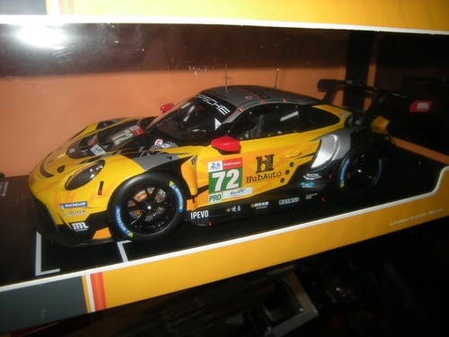 Ixo porsche 911 - 1:18,