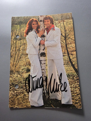 Nina mike signed - ,